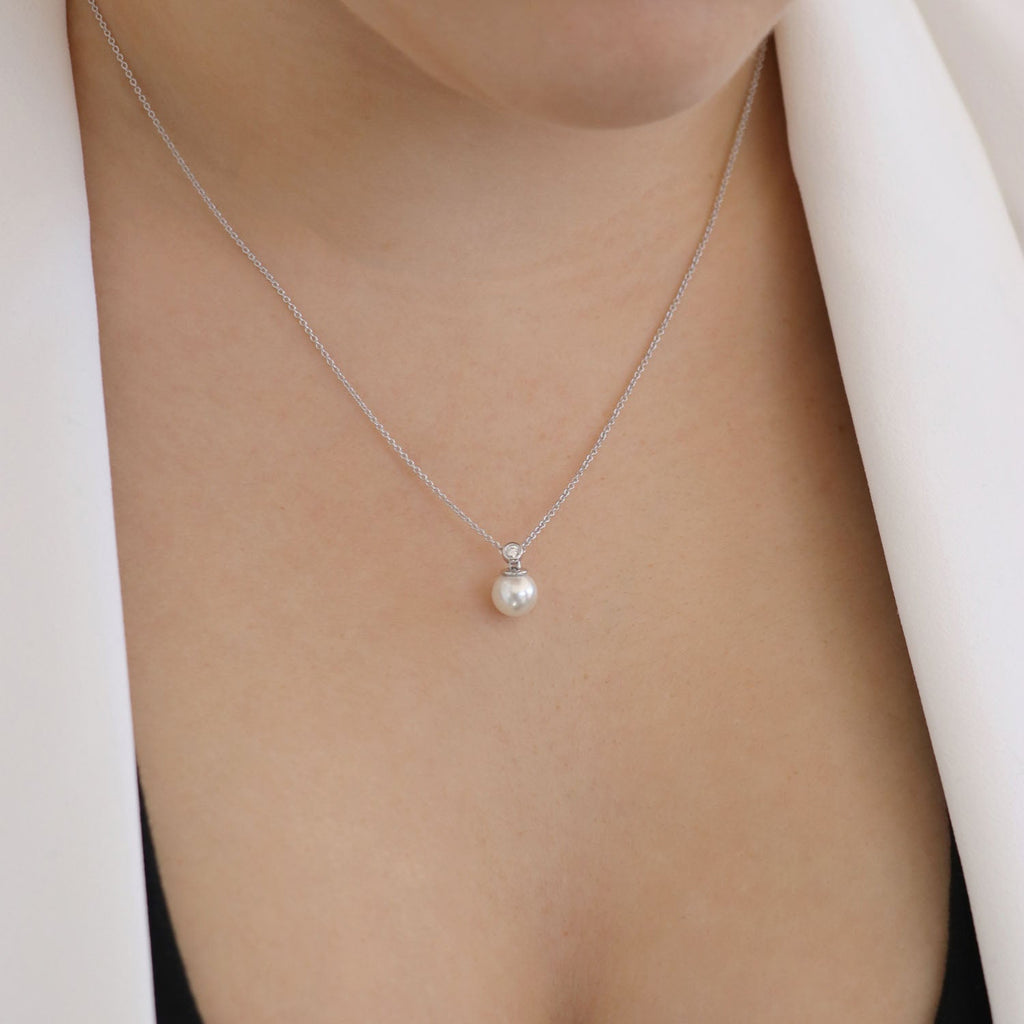 Diamond Pearl Necklace with 0.03ct Diamonds in 9K White Gold - N-20565-003-W Necklace Boutique Diamond Jewellery   